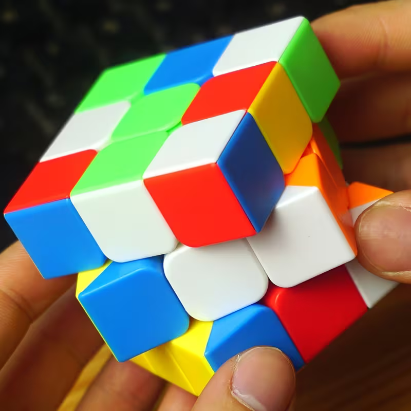 Smooth Racing Magic Cube – Beginner Puzzle Toy
